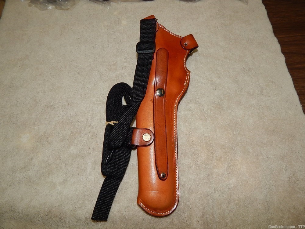 FREEDOM ARMS FACTORY SHOULDER HOLSTER FOR MODELS 83 OR 97 7.5" R.H. 10-img-1