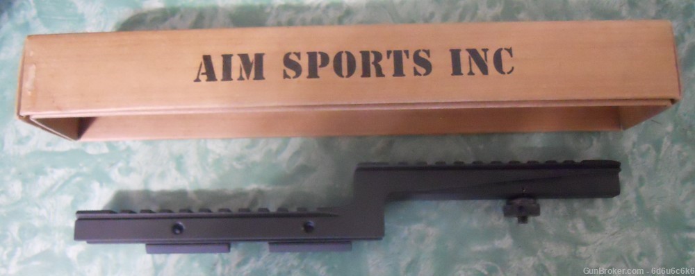 AIM SPORTS - AR-15 Handle Picatiney rail accessory.-img-0