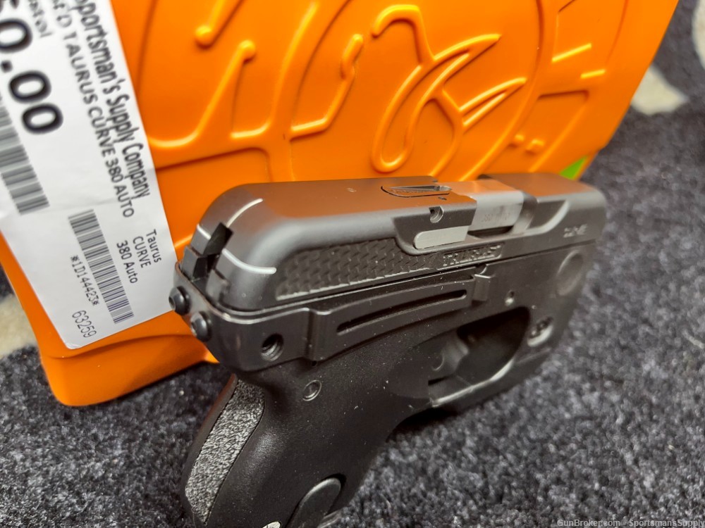 USED Taurus Curve in .380 acp with 2.7" Brl and 2-6 Rnd Mags!!-img-4