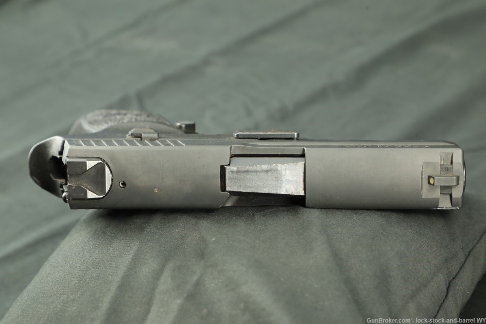 Sig Sauer P250 .40 S&W Semi-Auto Pistol w/ 9mm & .45 ACP Conversion Kits-img-9