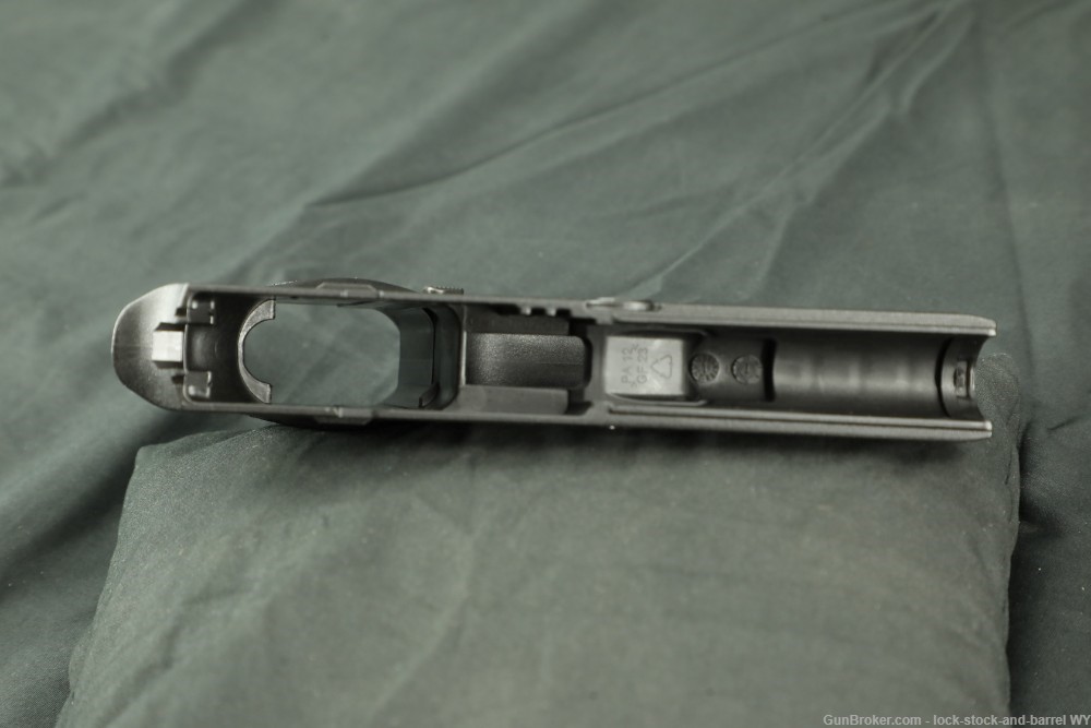 Sig Sauer P250 .40 S&W Semi-Auto Pistol w/ 9mm & .45 ACP Conversion Kits-img-36