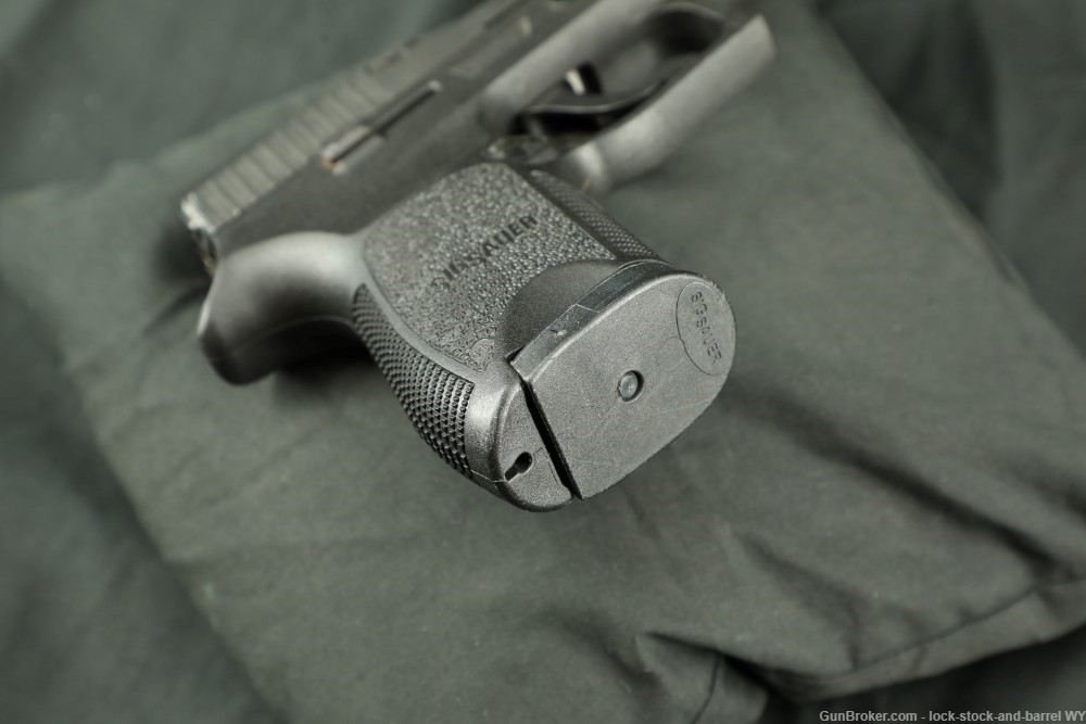 Sig Sauer P250 .40 S&W Semi-Auto Pistol w/ 9mm & .45 ACP Conversion Kits-img-28
