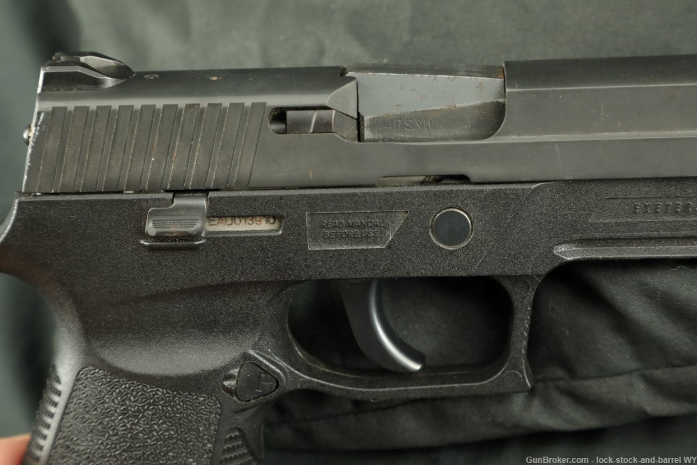 Sig Sauer P250 .40 S&W Semi-Auto Pistol w/ 9mm & .45 ACP Conversion Kits-img-18