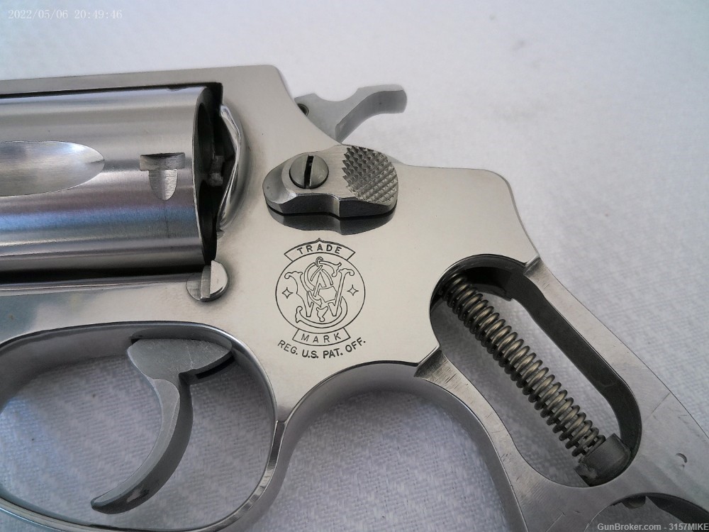 Smith & Wesson Model 60-7 Chief Special Stainless, .38Spl, 2" Barrel-img-15