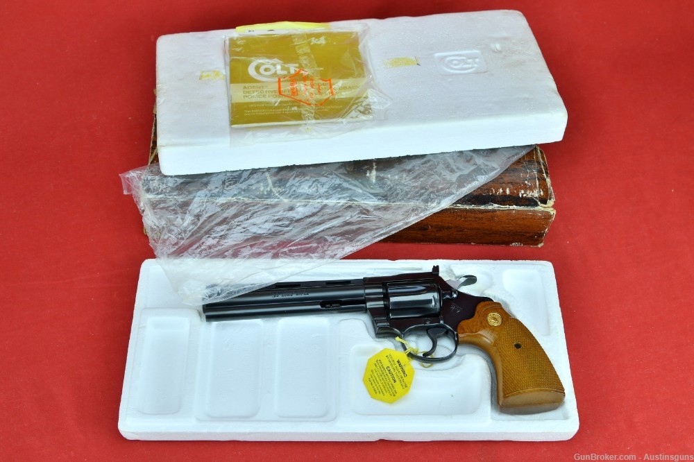 EXCELLENT 6" Colt Diamondback - Royal Blue - .22 LR - *W/ ORIGINAL BOX*-img-7