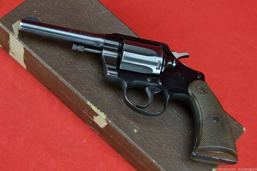 MINTY & EARLY 1952 Colt Cobra - .32 - *W/ ORIGINAL BOX*-img-47