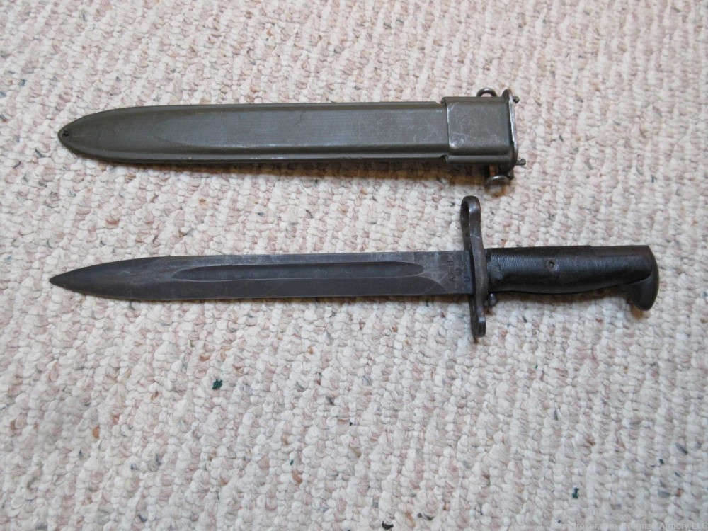 US WWII M1 GARAND AMERICAN FORK & HOE 10" BAYONET WITH SCABBARD -img-1