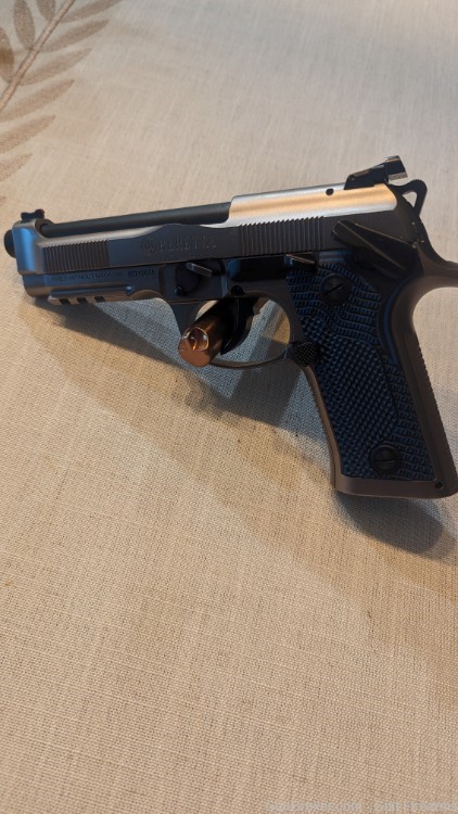Beretta 92X Performance 9mm With Original Case "No Reserve"-img-2