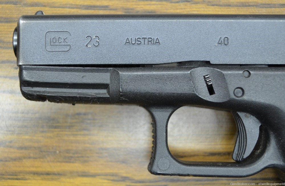 Glock 23 Gen 3 .40 Cal Semi Auto Pistol-img-2