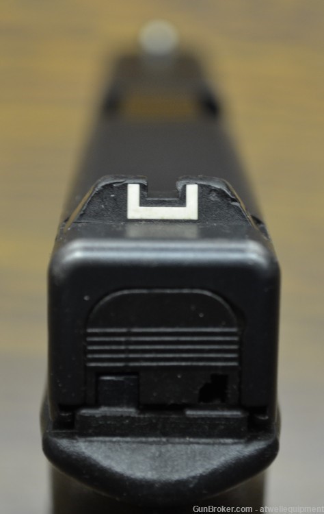 Glock 23 Gen 3 .40 Cal Semi Auto Pistol-img-6
