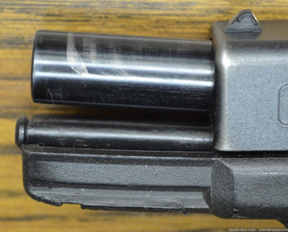 Glock 23 Gen 3 .40 Cal Semi Auto Pistol-img-7