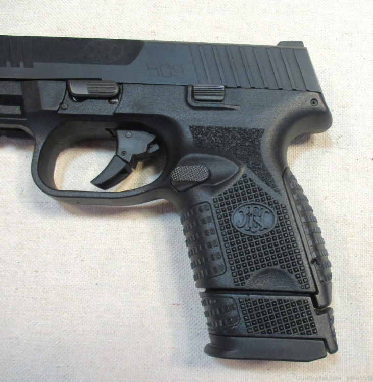FN America FN509C Compact 9mm Semi-Auto Pistol 3.7”  15+1 LNIB-img-6