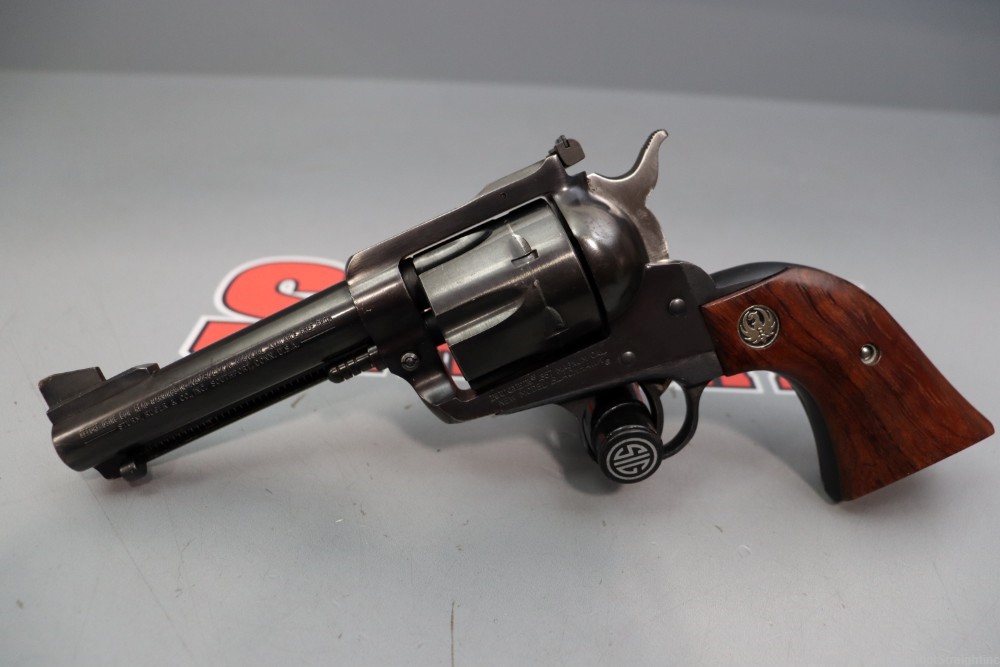 Ruger New Model Blackhawk .357 Magnum 4 5/8" -img-2