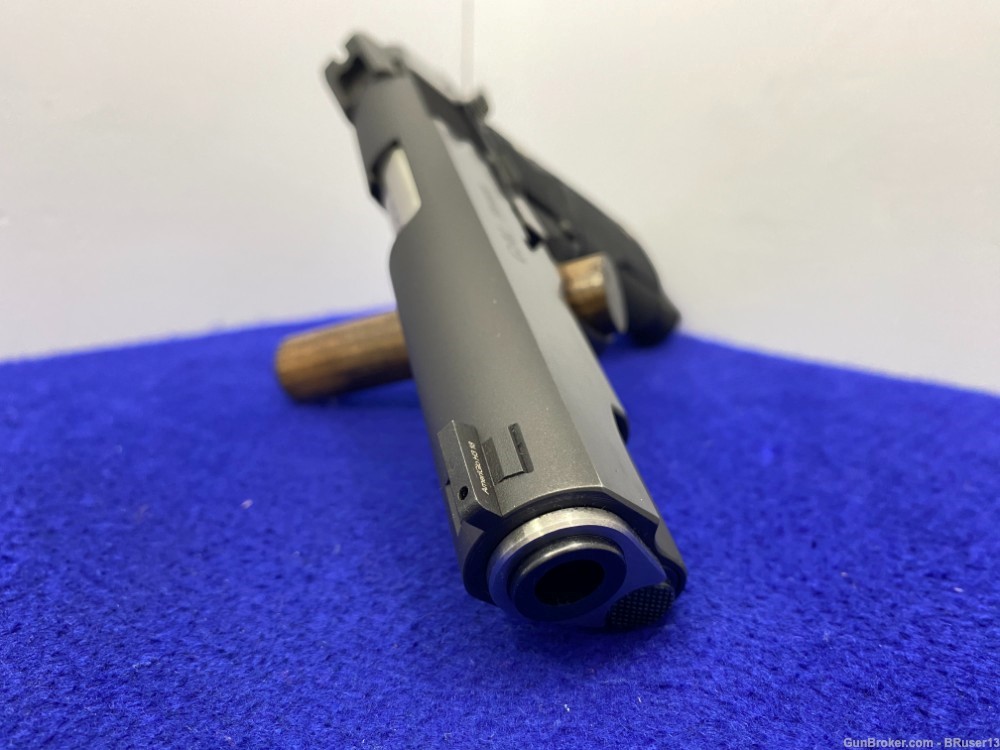 Les Baer Custom Stinger 9mm Blue 4.25" *UPGRADED CALIBER, SAFETY, & GRIPS*-img-15