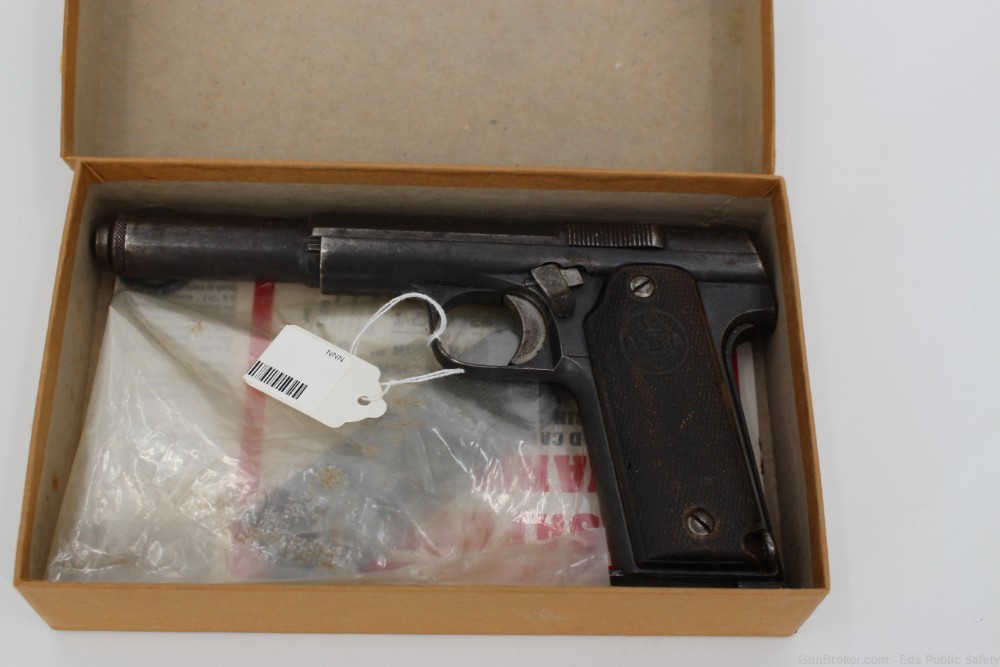 Astra 1921 9MM Largo pistol *two mags with original box*-img-1