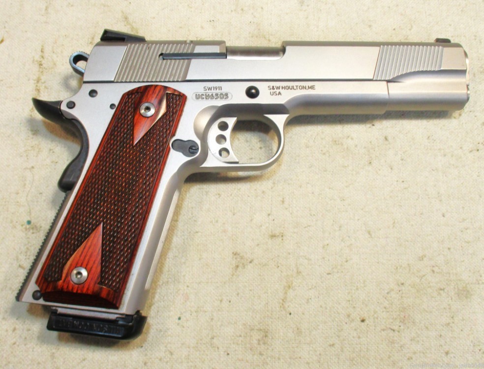 Smith & Wesson Stainless SW1911 .45 ACP Semi-Auto Pistol 5” 8+1        -img-0