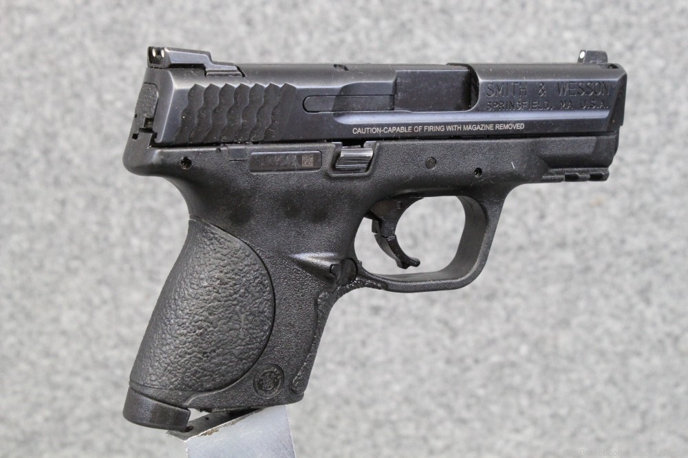 Smith and Wesson Model M&P 9mm Compact Surplus Pistol-img-5