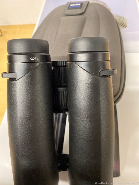 Zeiss victory 8x42 binoculars -img-7