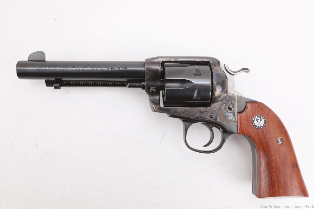 Ruger Vaquero Bisley 44 Magnum 5.5" Case Color 2002 NO RESERVE!-img-0