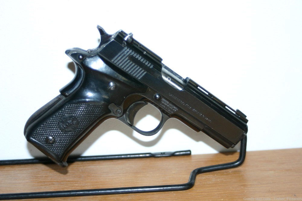 Llama XA  .32 ACP   in Very Good Condition  with one magazine 1911 Compact-img-4