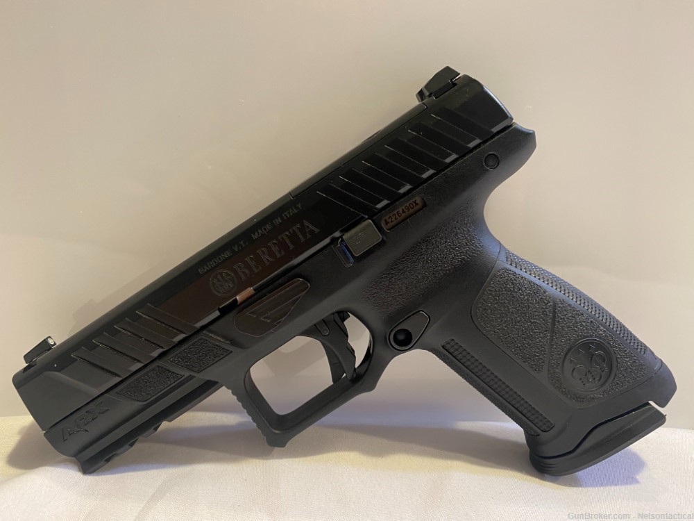 USED - Beretta APX 9mm pistol-img-0