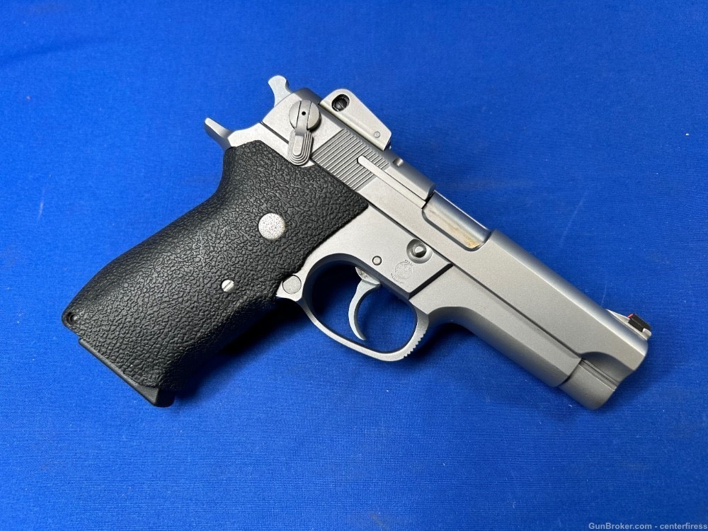 Smith & Wesson 5906 9mm 4” Good Condition!-img-0