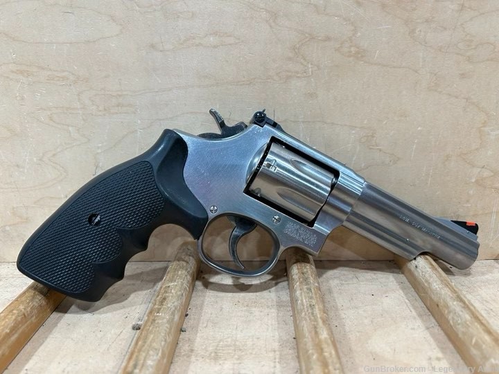 SMITH & WESSON MOD 66-5 357 MAG-img-1