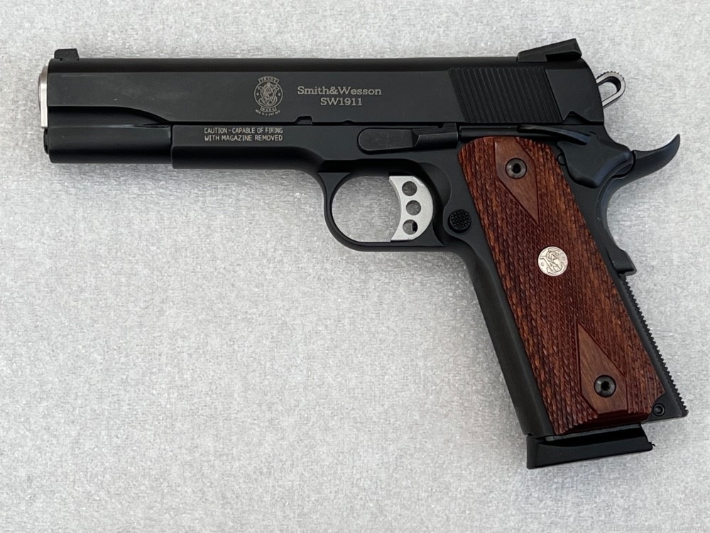 Smith & Wesson SW1911 5” 45ACP-img-0