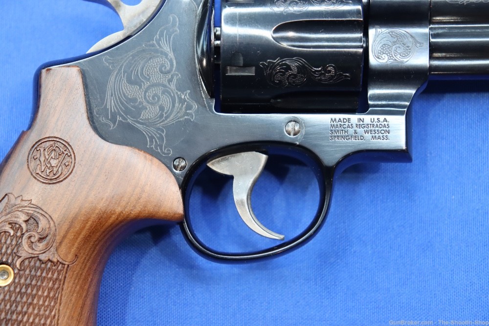 Smith & Wesson Model 29 Deluxe Revolver 44MAG ENGRAVED S&W 44 Mag 4" Blued-img-12
