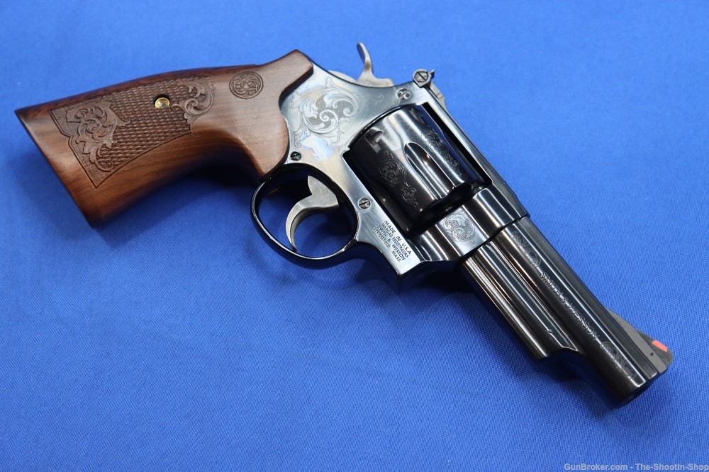 Smith & Wesson Model 29 Deluxe Revolver 44MAG ENGRAVED S&W 44 Mag 4" Blued-img-34