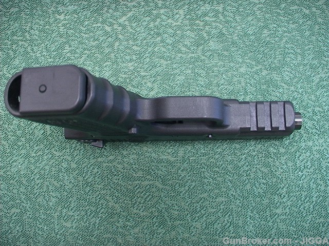 ISSC M22SD  22 LR Pistol-img-2