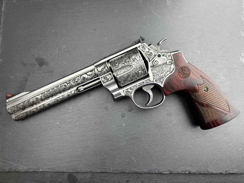 FACTORY 2ND - Smith & Wesson Model 626 ALTAMONT Rising Eagle Engraved M629-img-10
