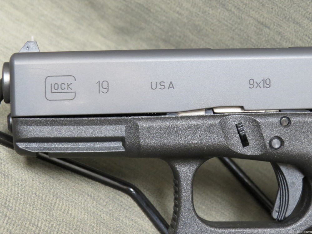 Glock G19 9mm Pistol UI1950203 15+1 19 G3-img-2
