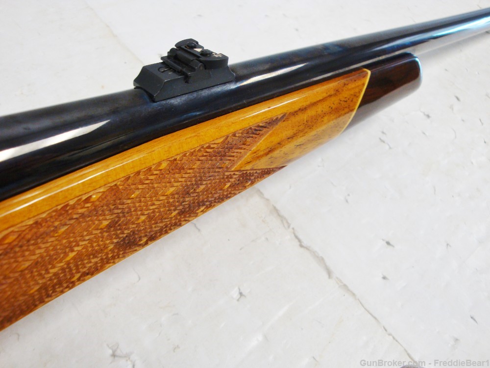 Weatherby Mark V Deluxe .300 Wby.Mag Japan NEW! Un-fired Blond Wood 1974-81-img-7