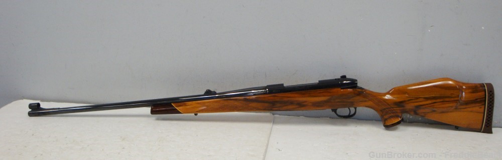 Weatherby Mark V Deluxe .300 Wby.Mag Japan NEW! Un-fired Blond Wood 1974-81-img-15