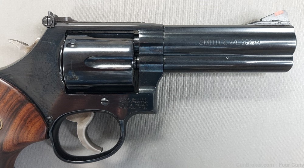 Smith & Wesson Model 586 Classic Revolver 357 Mag 4" Barrel 6 Rd-img-3