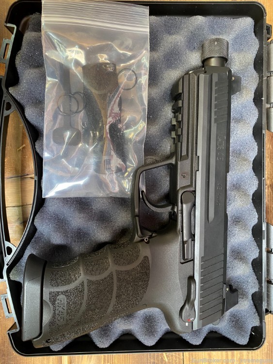 *Brand New* H&K .45 Auto With Threaded Barrel-img-1