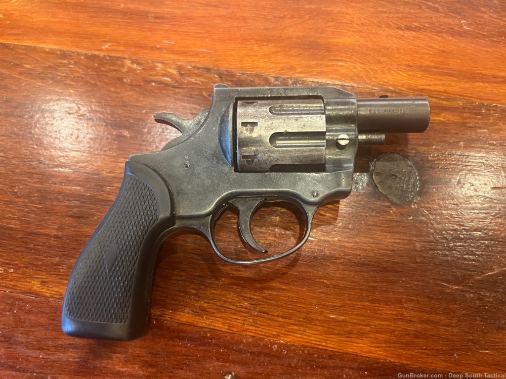 FIE Standard 22 WMR 8 shot revolver F.I.E. 22 Magnum-img-1