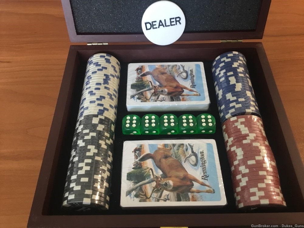 Remington 100 chip Poker set w/wood case.NEW, UNOPENED -img-0