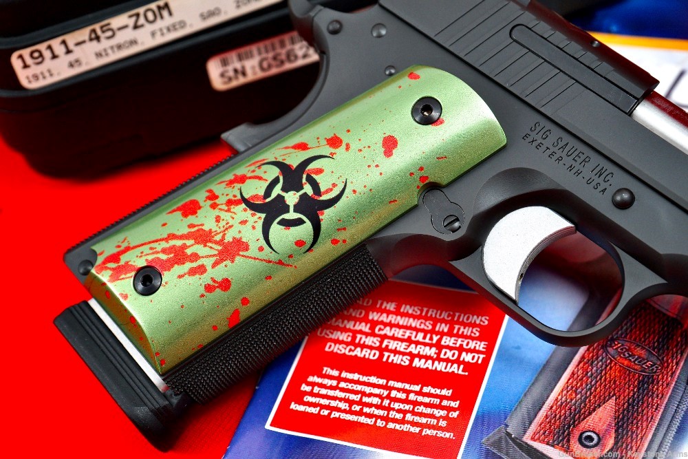 Ultra Rare Sig Sauer 1911 Zombie Limited Edition .45 NIB Collector-img-9
