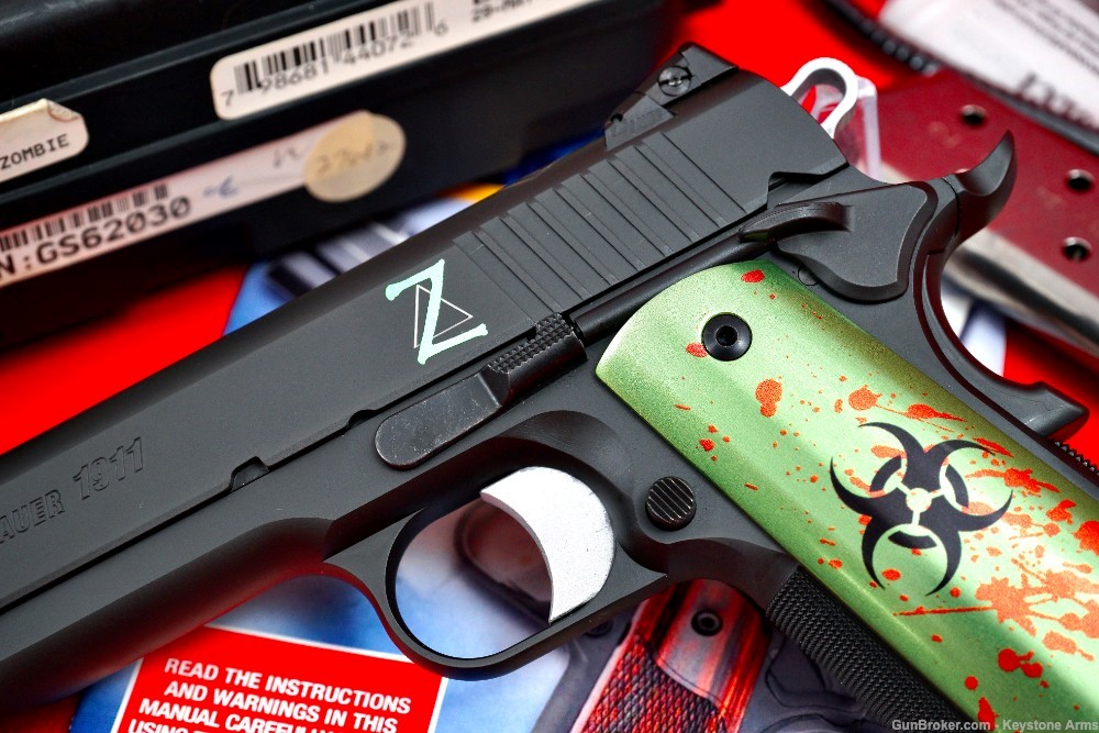 Ultra Rare Sig Sauer 1911 Zombie Limited Edition .45 NIB Collector-img-4