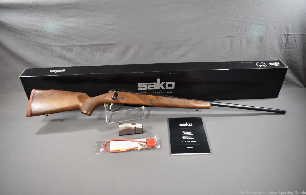 Sako 90 Hunter - 7mm Remington Mag Bolt-Action Hunting Rifle - New in Box-img-0