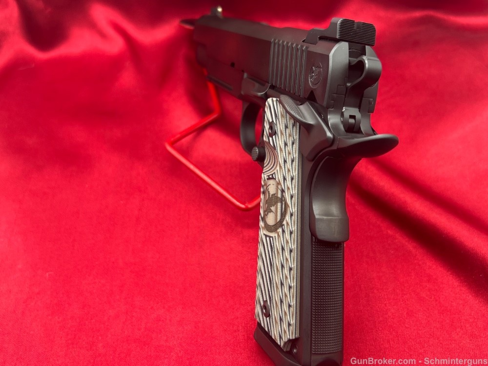 Nighthawk GRP Govt 9mm Recon Rail Falcon Magwell an More upgrades NEW -img-3