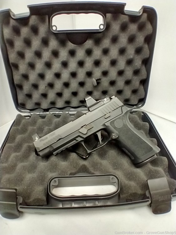 Sig Sauer P320F 9mm Pistol w/Leupold DeltaPoint Pro Red Dot USED-img-1