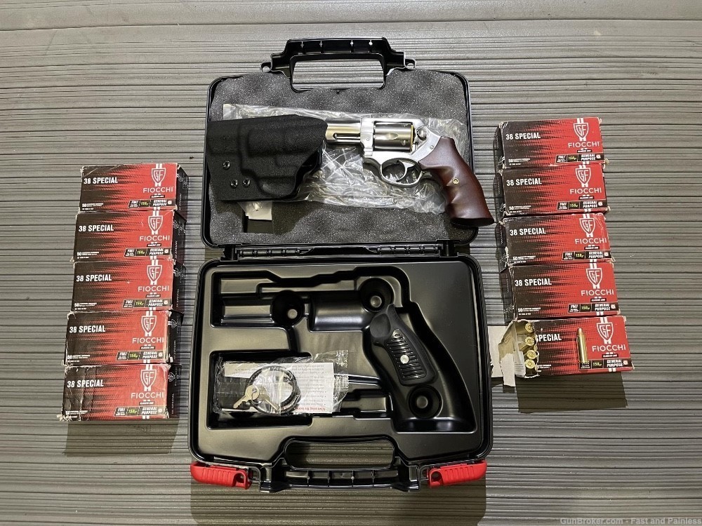 New RUGER SP101 REVOLVER 357MAG DA with EXTRAS ..NO CC FEES …FREE SHIPPING -img-0