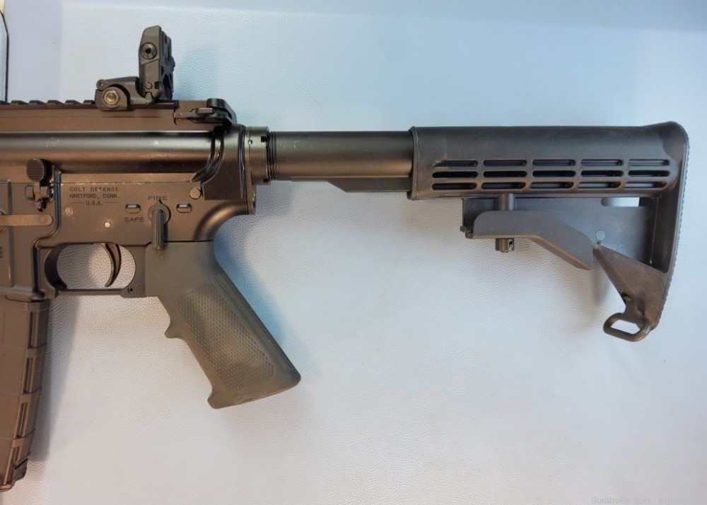 Colt M4 Carbine 5.56 NATO  Black 16.1" barrel Lightly Used NO CC FEES -img-5