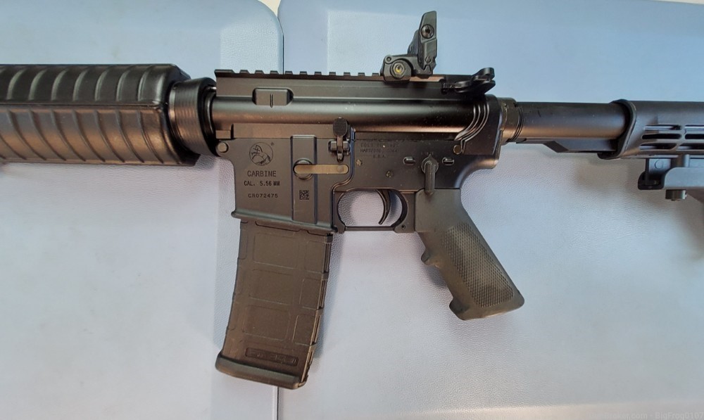 Colt M4 Carbine 5.56 NATO  Black 16.1" barrel Lightly Used NO CC FEES -img-3