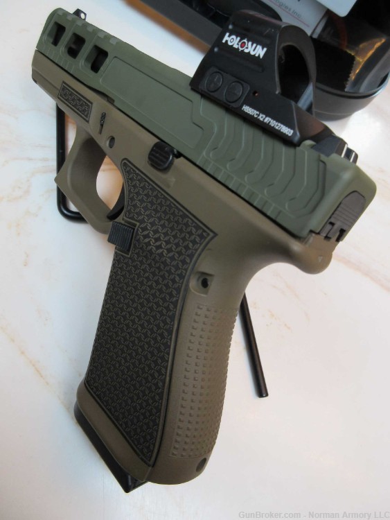 Glock 19 GEN5 9mm Shark Coast Tactical Custom Thrasher Holosun 507CX2 optic-img-3