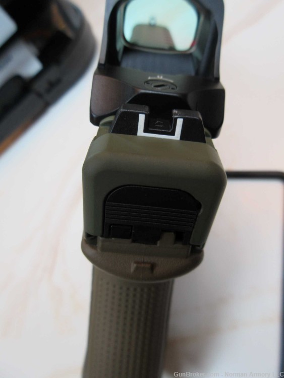 Glock 19 GEN5 9mm Shark Coast Tactical Custom Thrasher Holosun 507CX2 optic-img-5