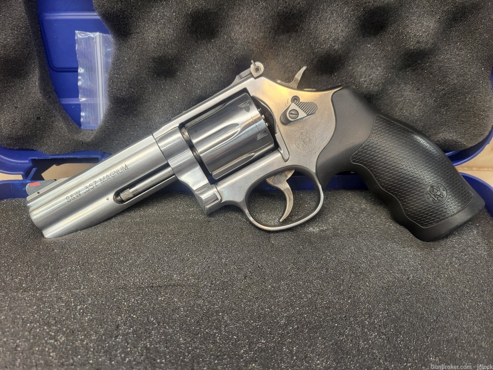 S&W 686-6,,357Mag Revolver, 4inch, Used-img-0